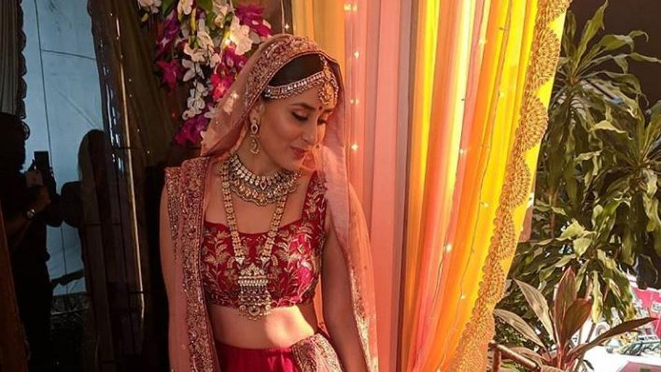 The Wedding Season Is Here And Kareena Kapoor Is A Blushing Bride In New Photos Hindustan Times Download all photos and use them even for commercial projects.